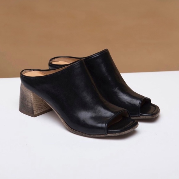 Leather mule slides, Gidgio Size 37 - Picture 1 of 7